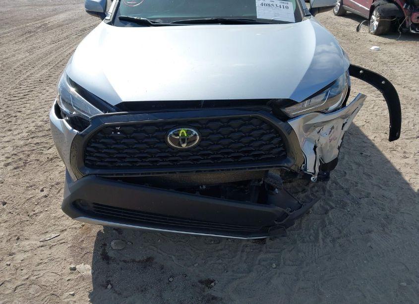 Photo 6 of 2022 Toyota Corolla CROSS LE (VIN 7MUBAAAG5NV019225)