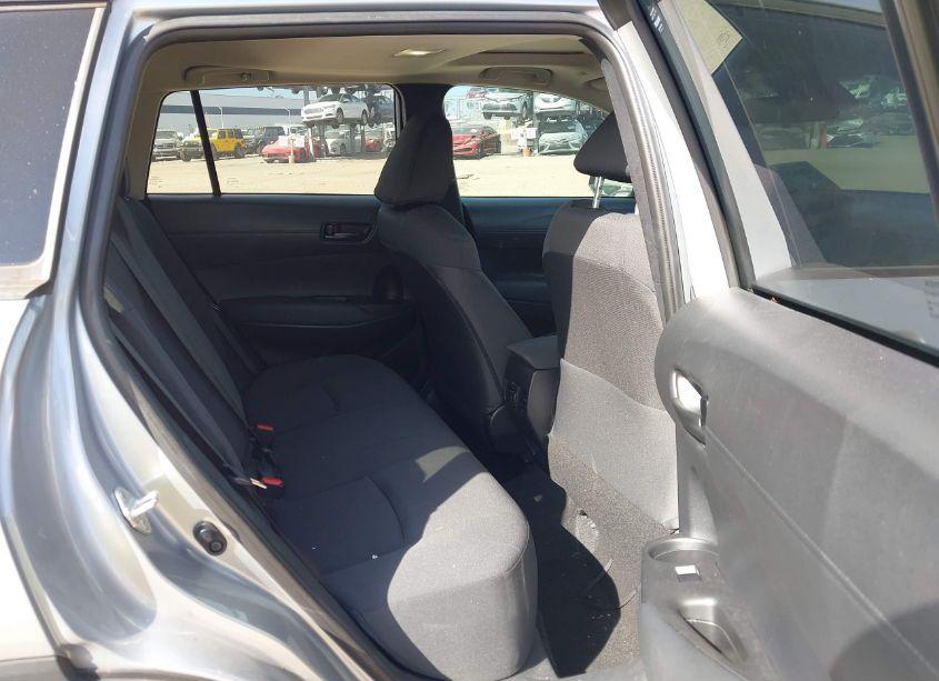 Photo 8 of 2022 Toyota Corolla CROSS LE (VIN 7MUBAAAG5NV019225)