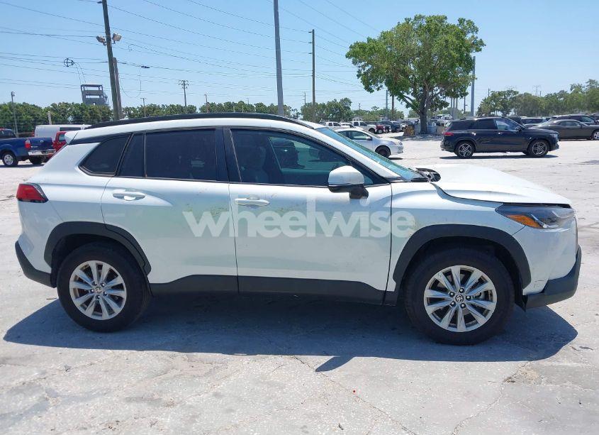 Photo 13 of 2022 Toyota Corolla CROSS LE (VIN 7MUBAAAG5NV028801)