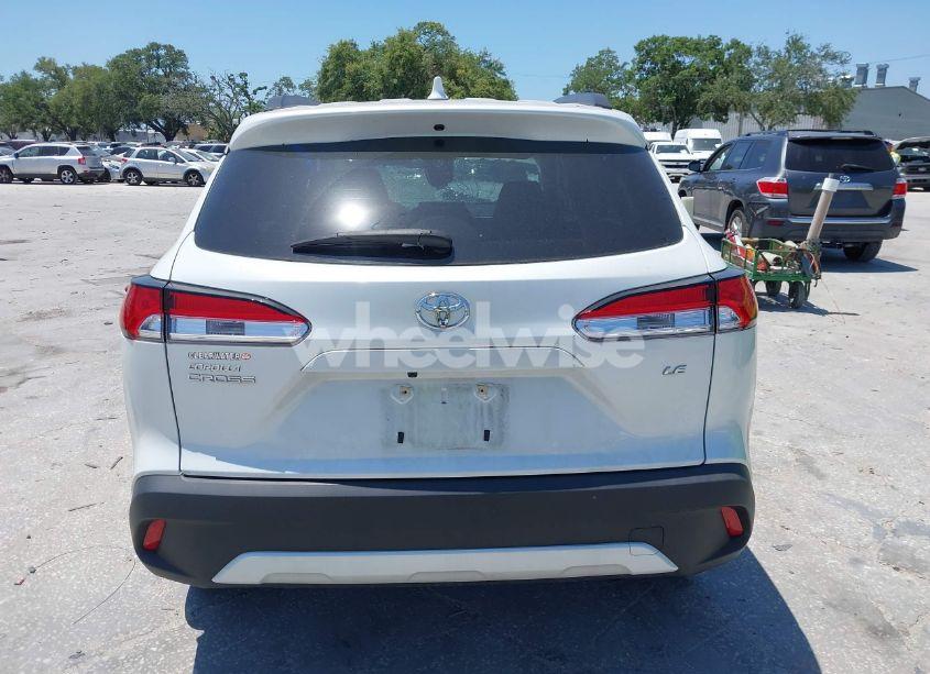 Photo 16 of 2022 Toyota Corolla CROSS LE (VIN 7MUBAAAG5NV028801)
