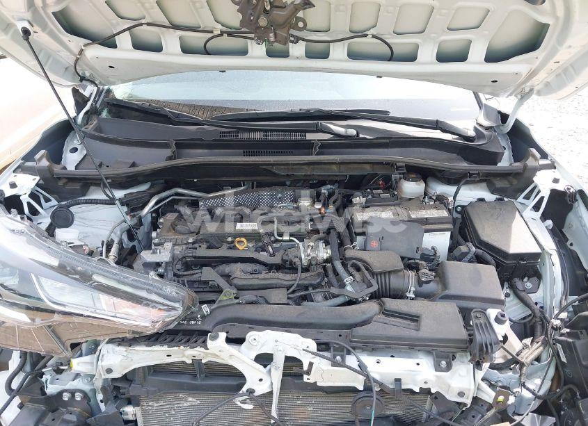 Photo 10 of 2022 Toyota Corolla CROSS LE (VIN 7MUBAAAG6NV021369)