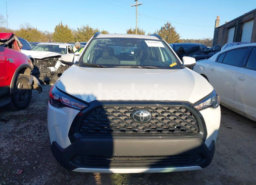 Photo 12 of 2023 Toyota Corolla CROSS LE (VIN 7MUBAAAG7PV070082)
