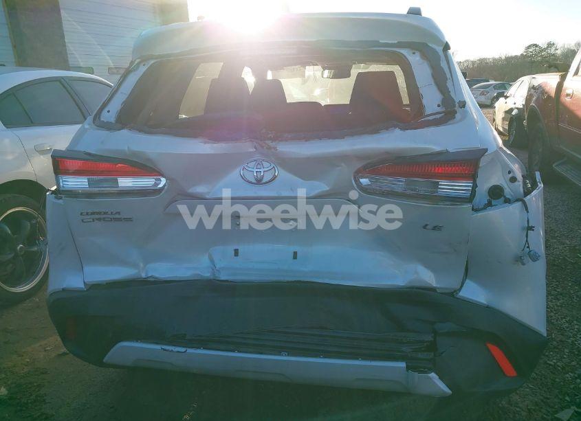 Photo 16 of 2023 Toyota Corolla CROSS LE (VIN 7MUBAAAG7PV070082)