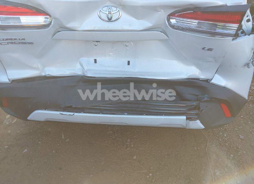 Photo 18 of 2023 Toyota Corolla CROSS LE (VIN 7MUBAAAG7PV070082)