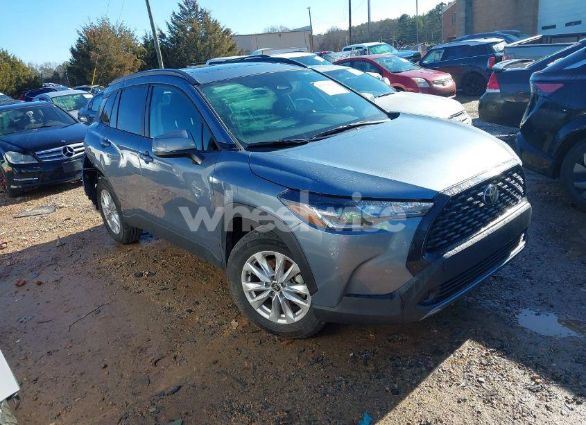 2024 Toyota Corolla CROSS LE (VIN 7MUBAAAG9RV104784) main photo