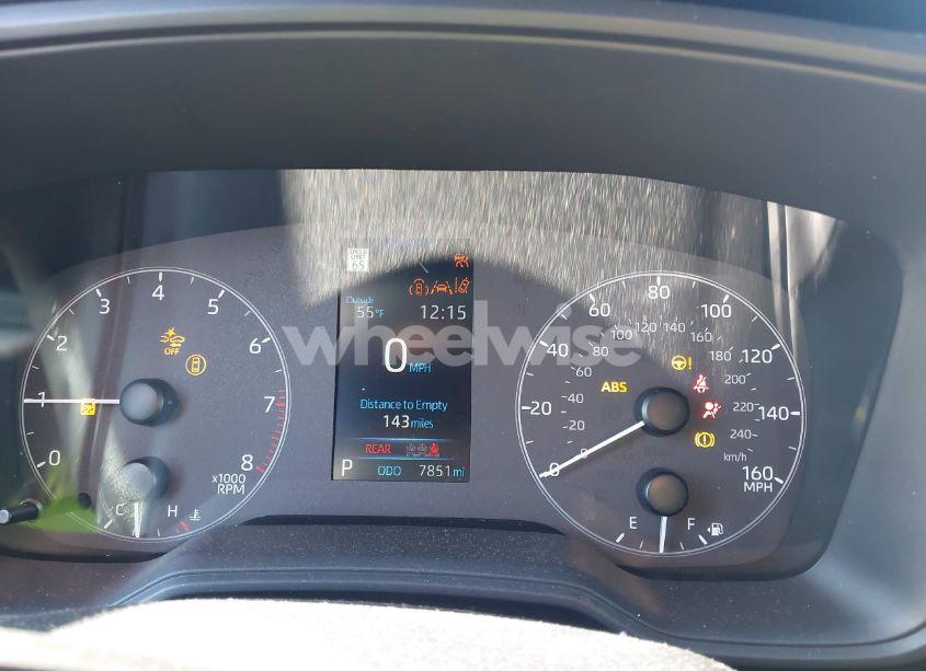 Photo 7 of 2024 Toyota Corolla CROSS LE (VIN 7MUBAAAG9RV104784)