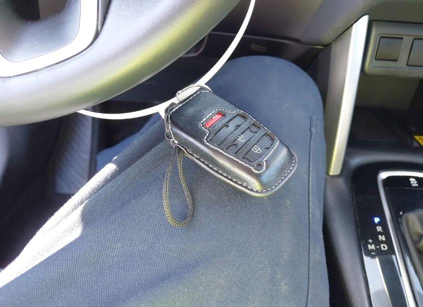 Photo 11 of 2022 Toyota Corolla CROSS LE (VIN 7MUBAAAGXNV014831)