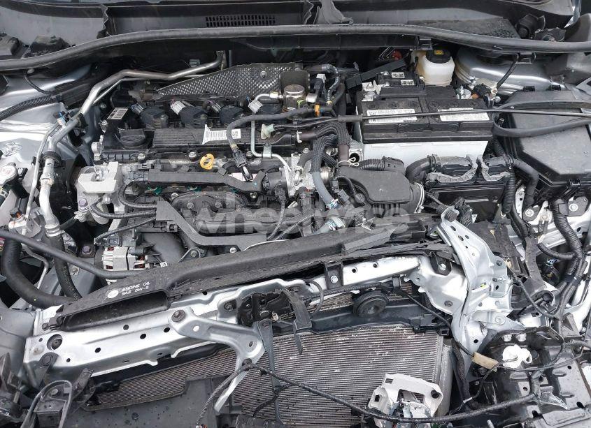 Photo 10 of 2024 Toyota Corolla CROSS LE (VIN 7MUBAAAGXRV080124)