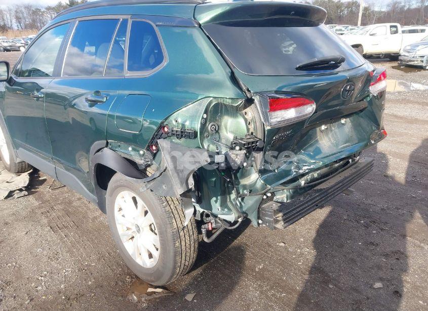 Photo 6 of 2023 Toyota Corolla CROSS LE (VIN 7MUBAABG1PV050084)