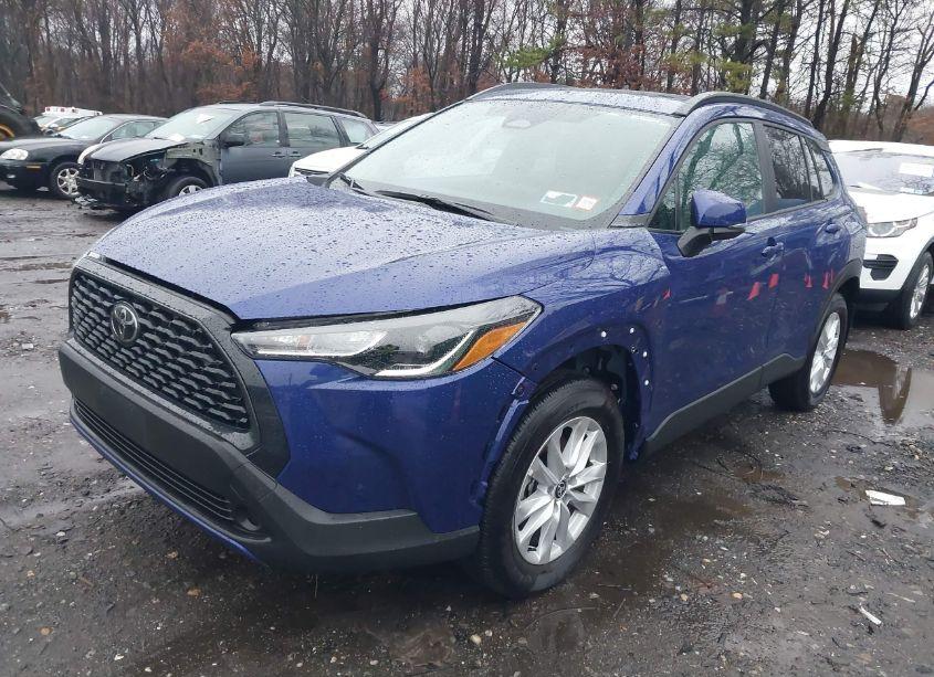 Photo 6 of 2023 Toyota Corolla CROSS LE (VIN 7MUBAABG1PV077026)