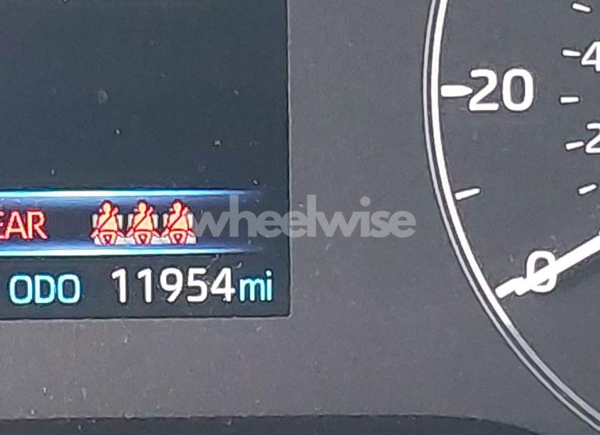 Photo 15 of 2024 Toyota Corolla CROSS LE (VIN 7MUBAABG2RV088913)