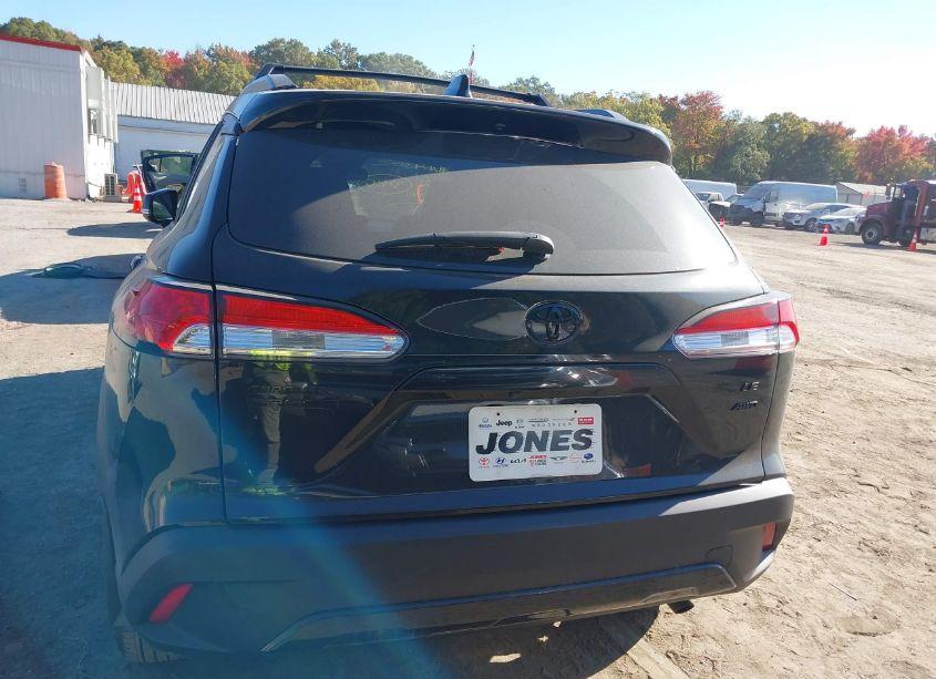 Photo 17 of 2023 Toyota Corolla CROSS LE (VIN 7MUBAABG3PV061913)