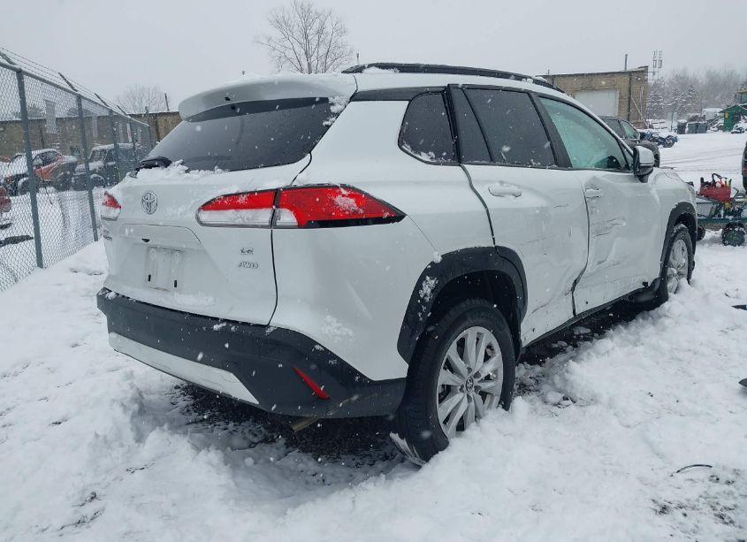 Photo 4 of 2023 Toyota Corolla CROSS LE (VIN 7MUBAABG3PV075276)