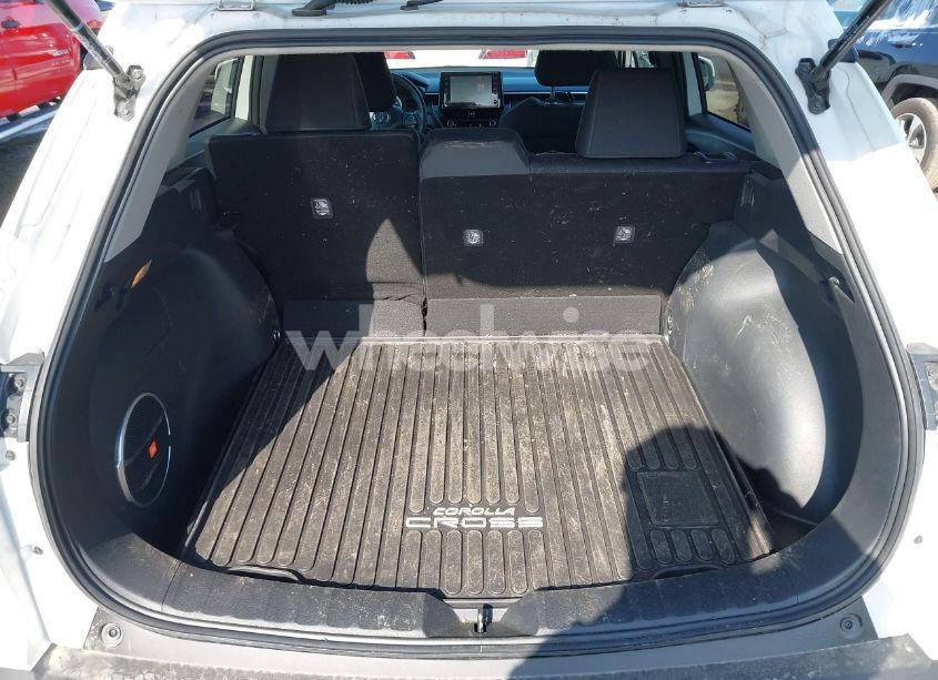 Photo 17 of 2022 Toyota Corolla CROSS LE (VIN 7MUBAABG4NV014032)