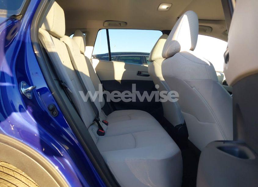 Photo 8 of 2024 Toyota Corolla CROSS LE (VIN 7MUBAABG4RV092431)