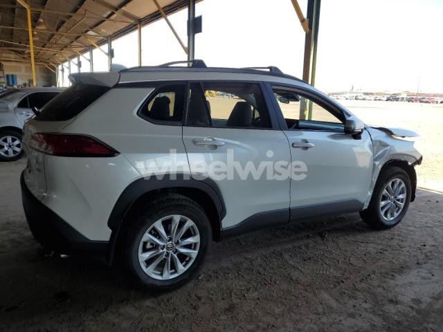 Photo 8 of 2024 TOYOTA COROLLA CROSS LE (VIN 7MUBAABG4RV112726)