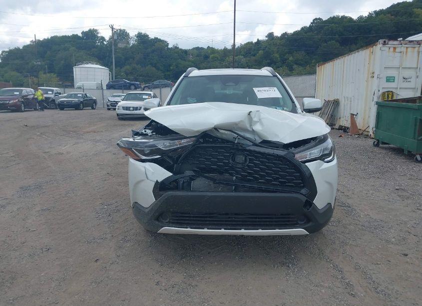 Photo 12 of 2024 Toyota Corolla CROSS LE (VIN 7MUBAABG5RV105915)