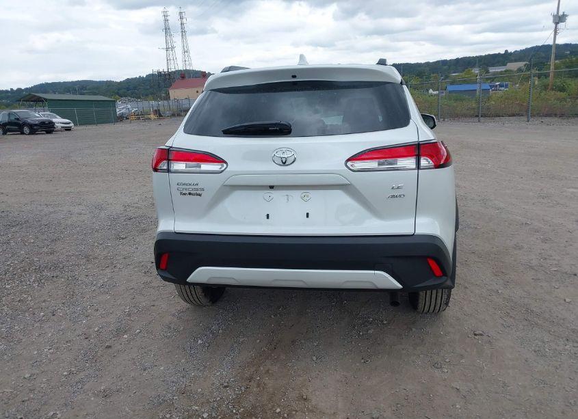 Photo 16 of 2024 Toyota Corolla CROSS LE (VIN 7MUBAABG5RV105915)