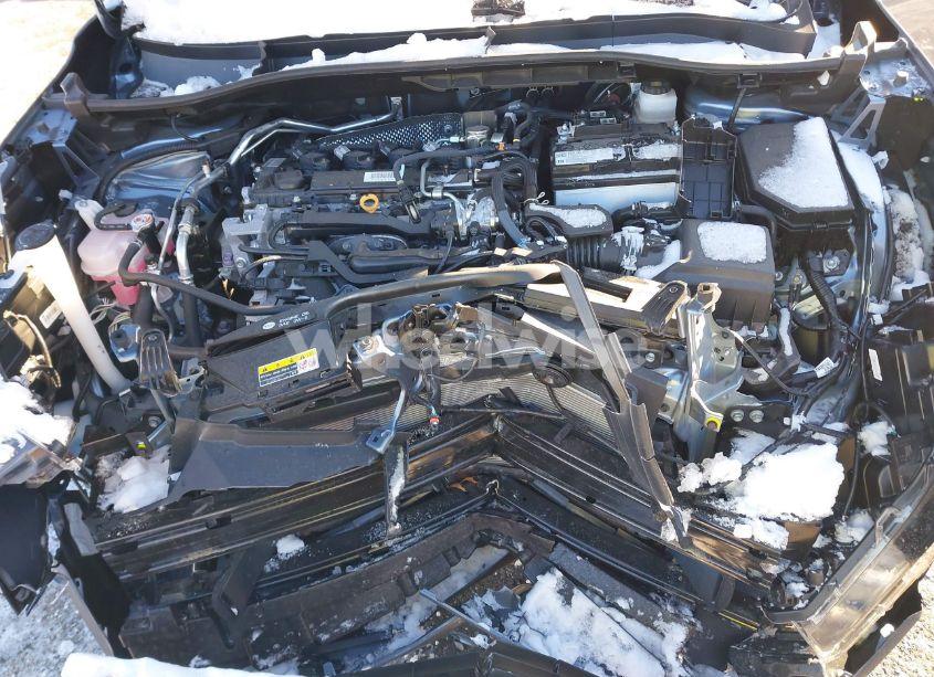 Photo 10 of 2024 Toyota Corolla CROSS LE (VIN 7MUBAABG6RV079969)