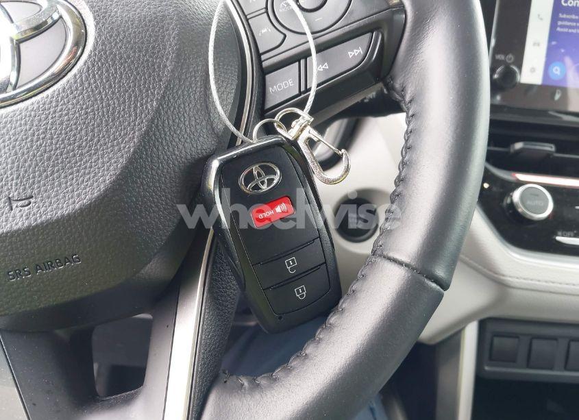 Photo 11 of 2024 Toyota Corolla CROSS LE (VIN 7MUBAABG6RV083522)