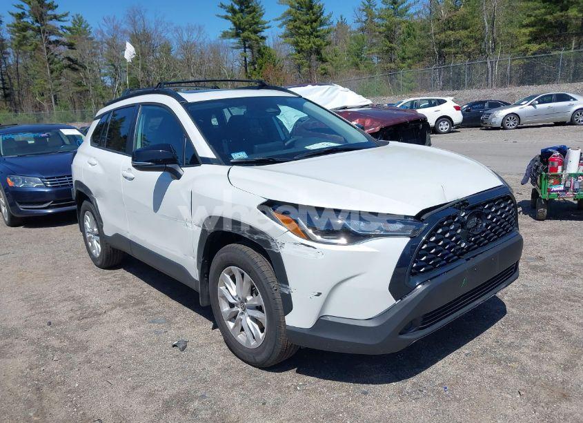 Photo 12 of 2025 Toyota Corolla CROSS LE (VIN 7MUBAABG6SV124768)