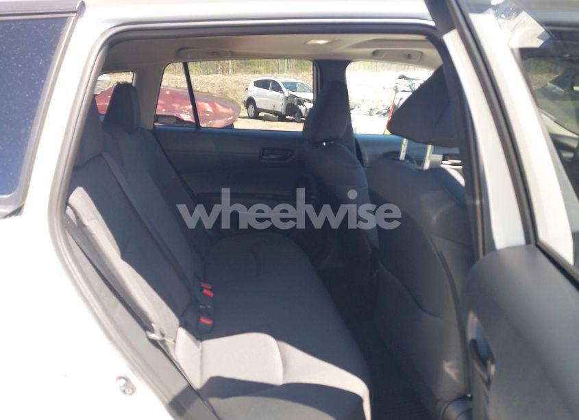 Photo 8 of 2025 Toyota Corolla CROSS LE (VIN 7MUBAABG6SV124768)