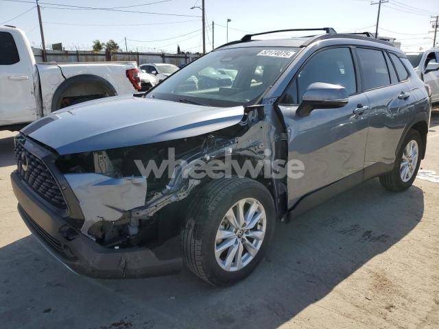 Photo 3 of 2023 TOYOTA COROLLA CROSS LE (VIN 7MUBAABG8PV045934)