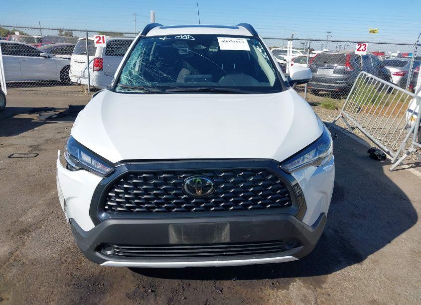 Photo 12 of 2023 Toyota Corolla CROSS LE (VIN 7MUBAABG8PV047862)