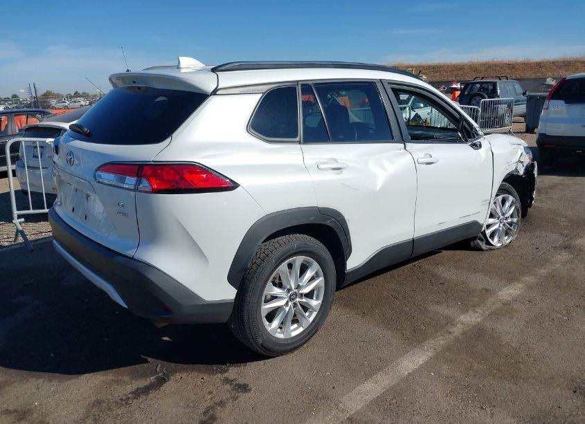 Photo 4 of 2023 Toyota Corolla CROSS LE (VIN 7MUBAABG8PV047862)