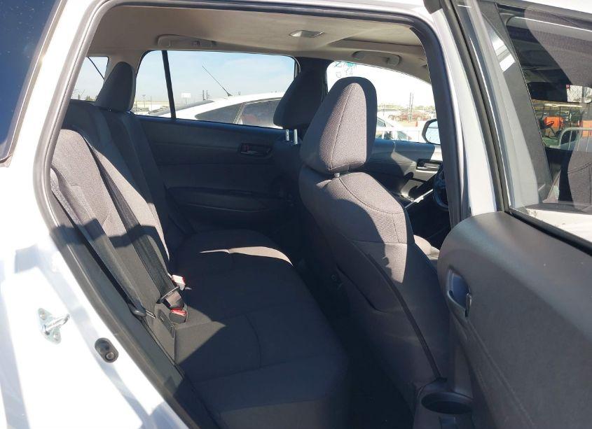 Photo 8 of 2023 Toyota Corolla CROSS LE (VIN 7MUBAABG8PV047862)