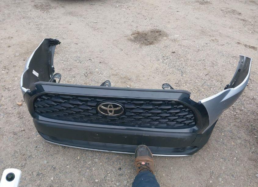 Photo 12 of 2022 Toyota Corolla CROSS LE (VIN 7MUBAABG9NV022353)