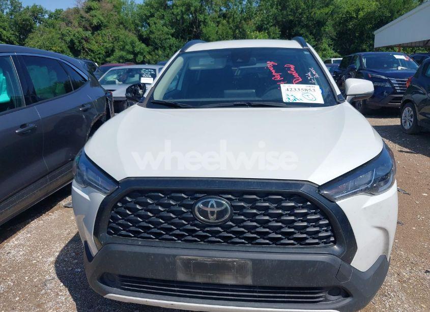 Photo 12 of 2022 Toyota Corolla CROSS LE (VIN 7MUCAAAG0NV014812)