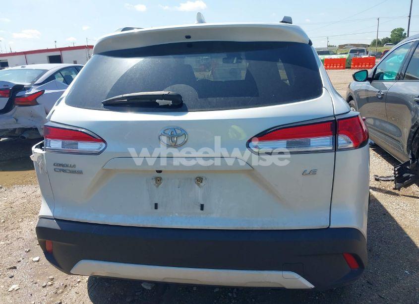 Photo 16 of 2022 Toyota Corolla CROSS LE (VIN 7MUCAAAG0NV014812)