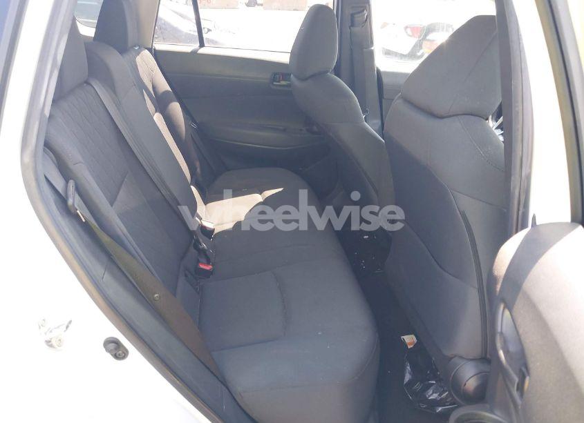 Photo 8 of 2022 Toyota Corolla CROSS LE (VIN 7MUCAAAG0NV014812)