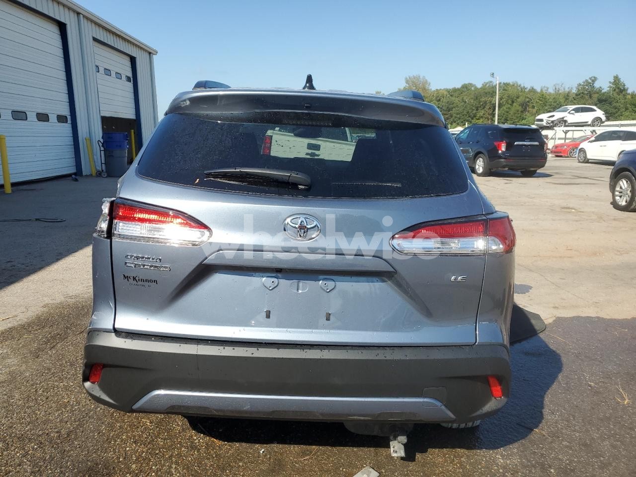 Photo 6 of 2025 TOYOTA COROLLA CROSS LE (VIN 7MUCAAAG0SV150952)