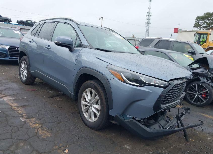 2023 Toyota Corolla CROSS LE (VIN 7MUCAAAG1PV045599) main photo