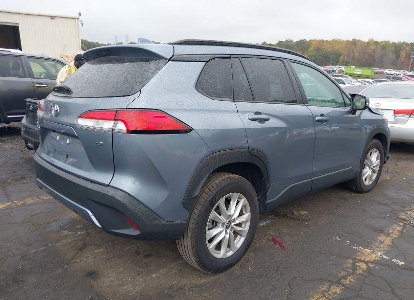 Photo 4 of 2023 Toyota Corolla CROSS LE (VIN 7MUCAAAG1PV045599)