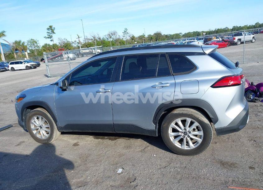 Photo 15 of 2022 Toyota Corolla CROSS LE (VIN 7MUCAAAG2NV005920)
