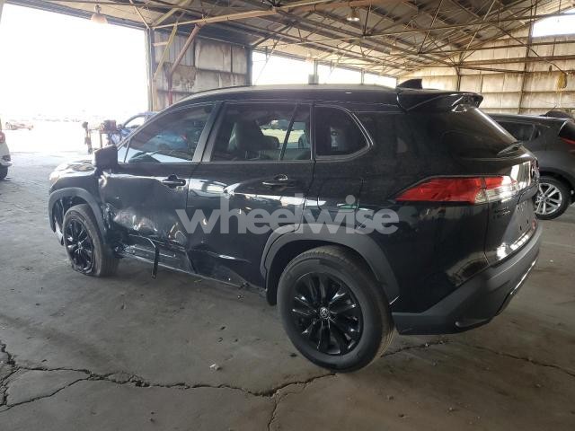 Photo 12 of 2022 TOYOTA COROLLA CROSS LE (VIN 7MUCAAAG2NV009675)