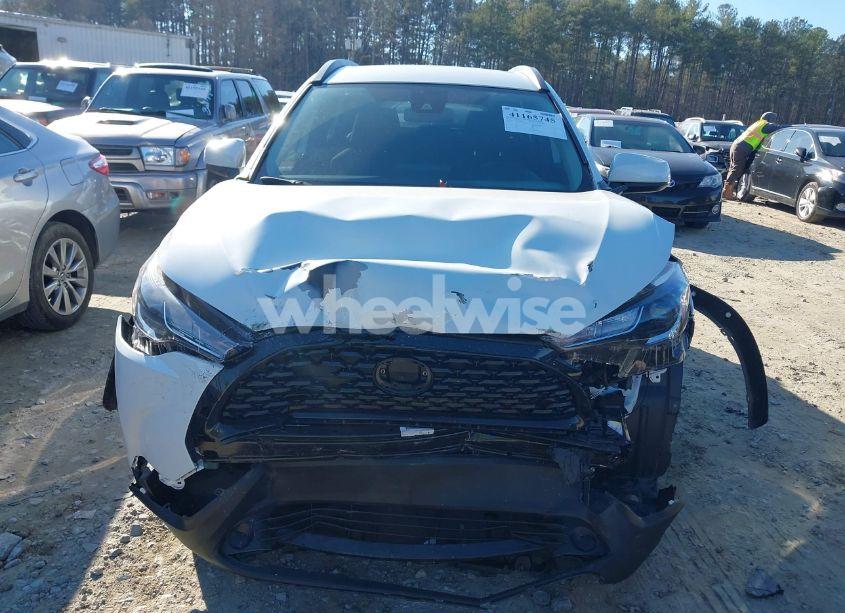 Photo 12 of 2022 Toyota Corolla CROSS LE (VIN 7MUCAAAG2NV014911)