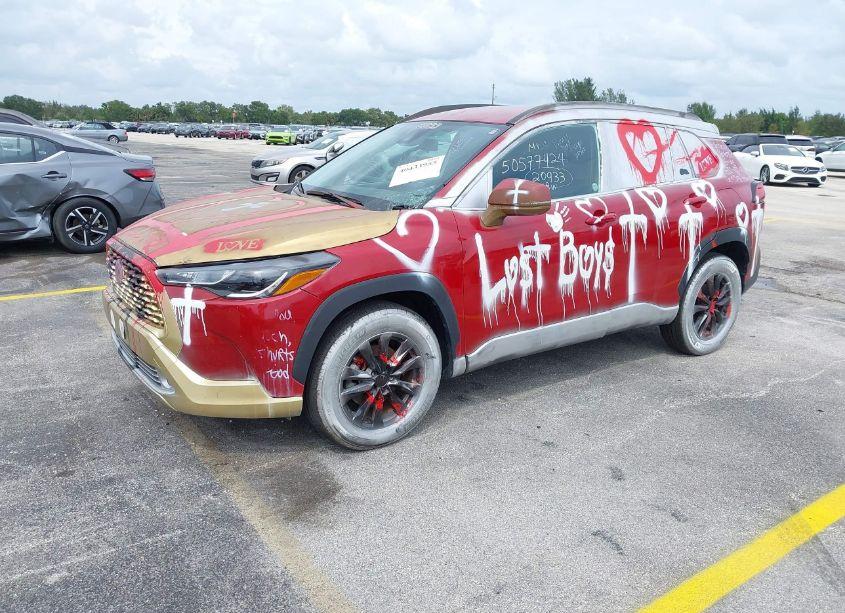 Photo 2 of 2022 Toyota Corolla CROSS LE (VIN 7MUCAAAG2NV033023)