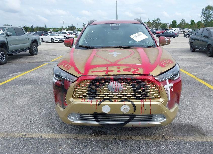 Photo 6 of 2022 Toyota Corolla CROSS LE (VIN 7MUCAAAG2NV033023)