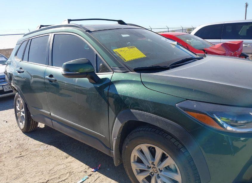 Photo 13 of 2022 Toyota Corolla CROSS LE (VIN 7MUCAAAG3NV019387)