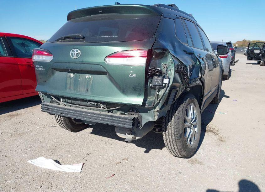 Photo 6 of 2022 Toyota Corolla CROSS LE (VIN 7MUCAAAG3NV019387)