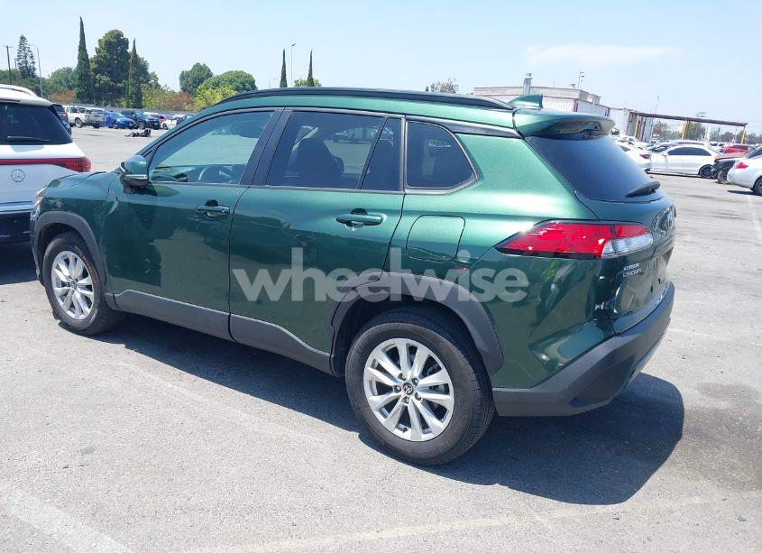 Photo 3 of 2023 Toyota Corolla CROSS LE (VIN 7MUCAAAG3PV042624)