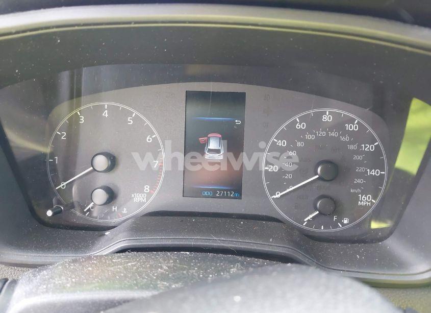 Photo 7 of 2023 Toyota Corolla CROSS LE (VIN 7MUCAAAG3PV046088)