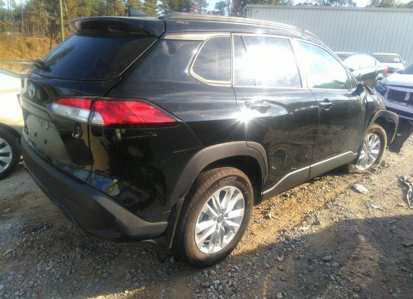 Photo 4 of 2024 Toyota Corolla CROSS LE (VIN 7MUCAAAG3RV078266)