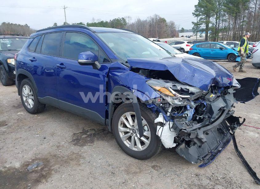 2024 Toyota Corolla CROSS LE (VIN 7MUCAAAG3RV081359) main photo
