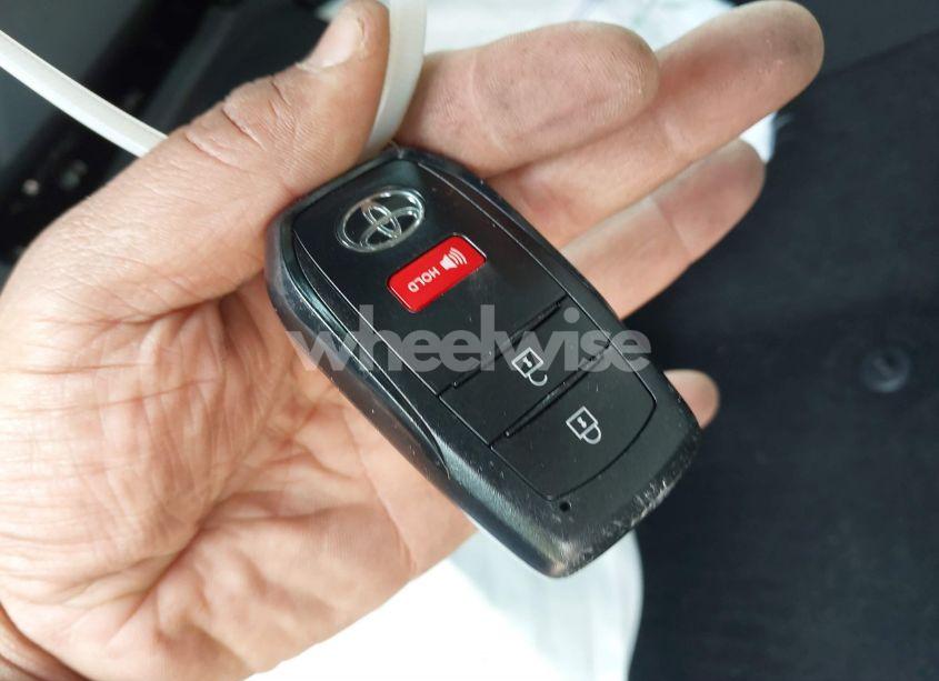 Photo 11 of 2024 Toyota Corolla CROSS LE (VIN 7MUCAAAG3RV081359)