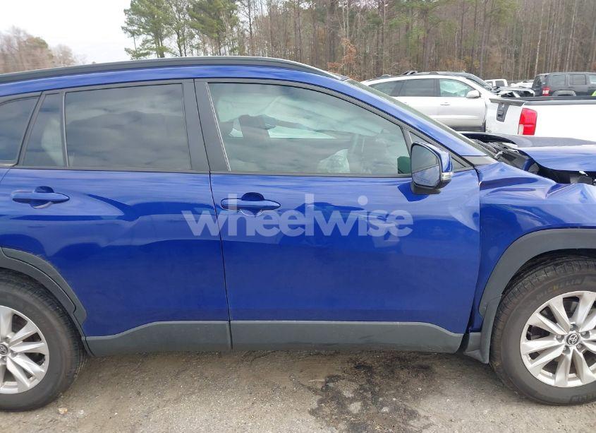 Photo 14 of 2024 Toyota Corolla CROSS LE (VIN 7MUCAAAG3RV081359)
